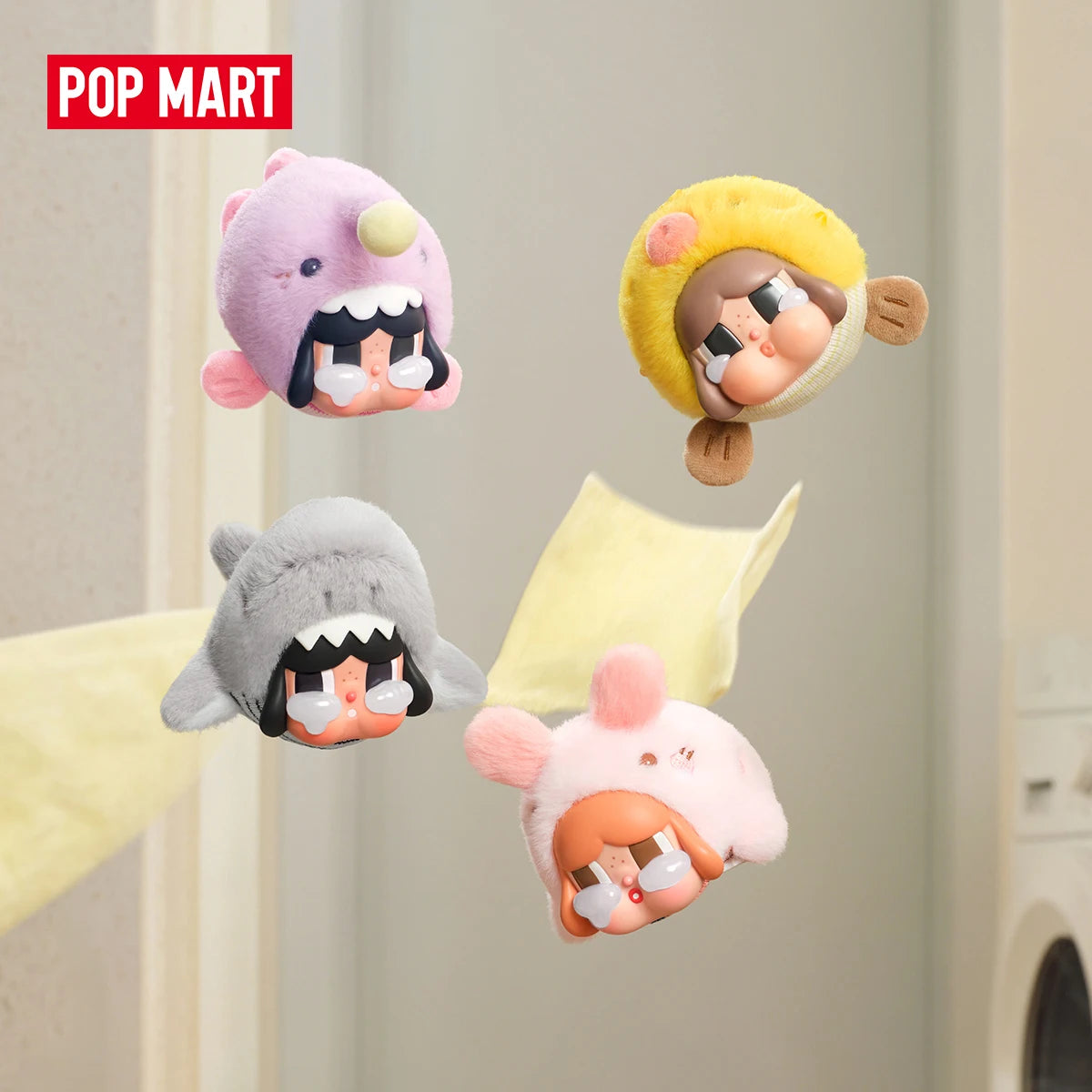 POP MART CRYBABY Cry Me An Ocean (colgante peluche) — POP MART