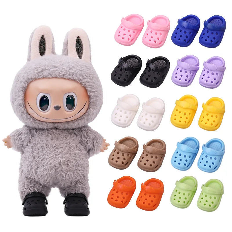 Sandalias y chanclas para Labubu · gachapon coleccionable