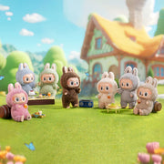 POP MART THE MONSTERS · Exciting Macaron (peluche)