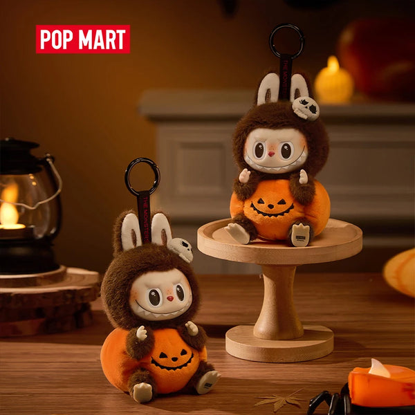 POP MART Happy Halloween Party · Pumpkin Sitting (peluche) · gachapon coleccionable